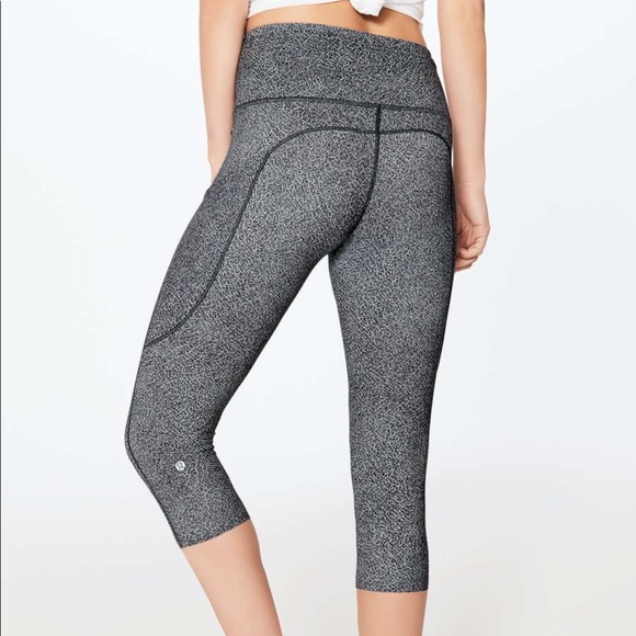 lululemon athletica Pants - Lululemon Fast & Free Crop II (Nulux 19")